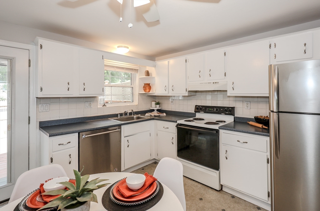 15 Orchard Ave #B, Haverhill, MA, 15 Orchard Ave #B, Haverhill, MA Photo #9