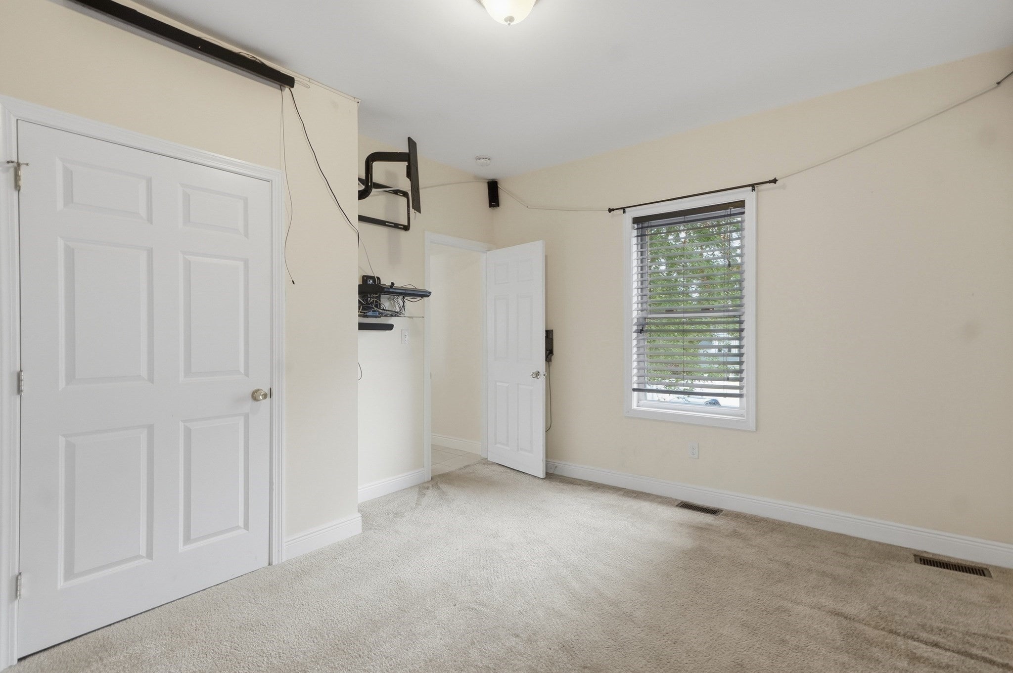 107 Grant Street, Lynn, MA Photo #9