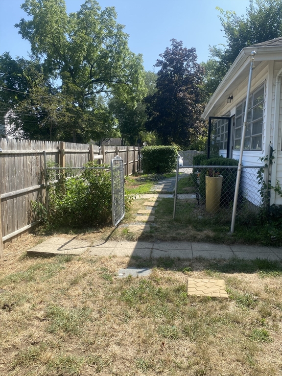 115 Ellis St