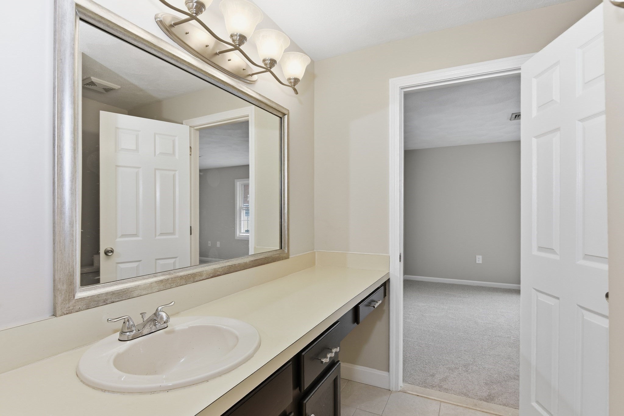 126 Patrick Rd #126, Tewksbury, MA, 126 Patrick Rd #126, Tewksbury, MA Photo #27