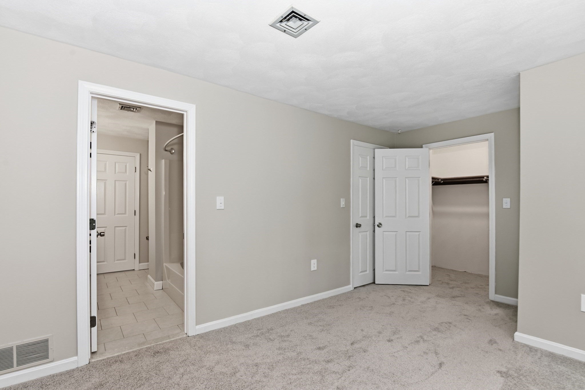126 Patrick Rd #126, Tewksbury, MA, 126 Patrick Rd #126, Tewksbury, MA Photo #24