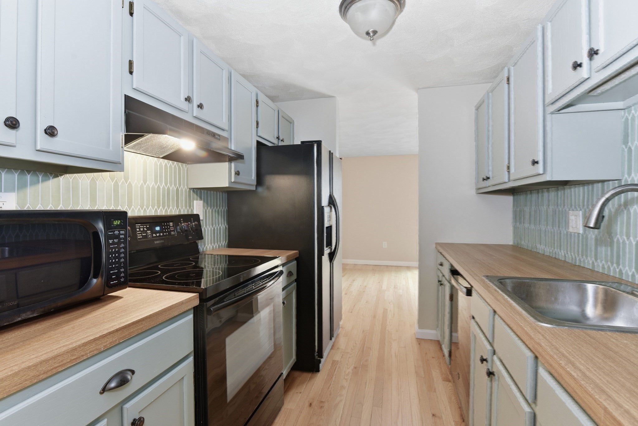 126 Patrick Rd #126, Tewksbury, MA, 126 Patrick Rd #126, Tewksbury, MA Photo #14