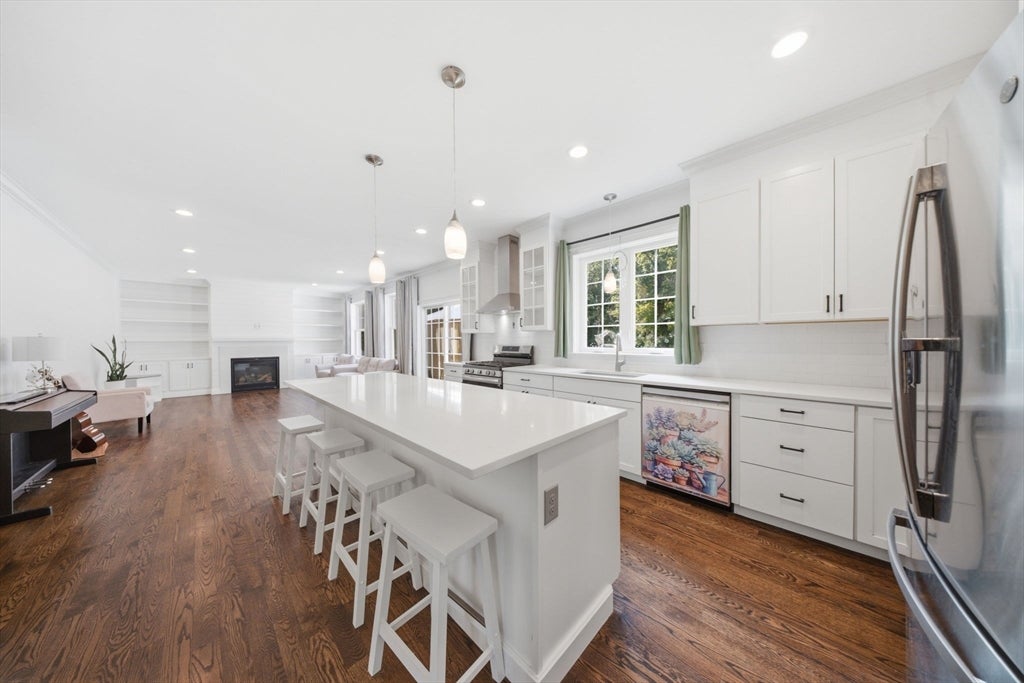 35 Milford St, Medway, MA, 35 Milford St, Medway, MA Photo #4