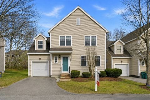 Photo of 5 Samantha Way #7, Acton, MA 01720 (MLS # 73510790)