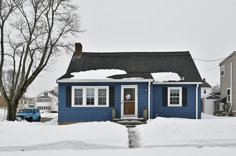 Photo of 15 Roland Road, Peabody, MA 01960 (MLS # 73482486)