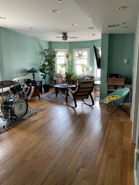 60 Houston Ave 2