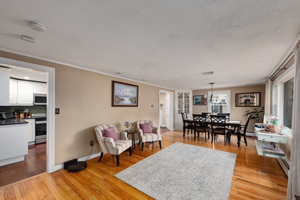 15 Palmer Rd, Beverly, MA Photo #9