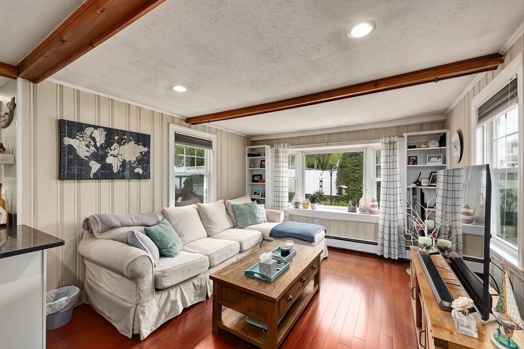 15 Palmer Rd, Beverly, MA Photo #7