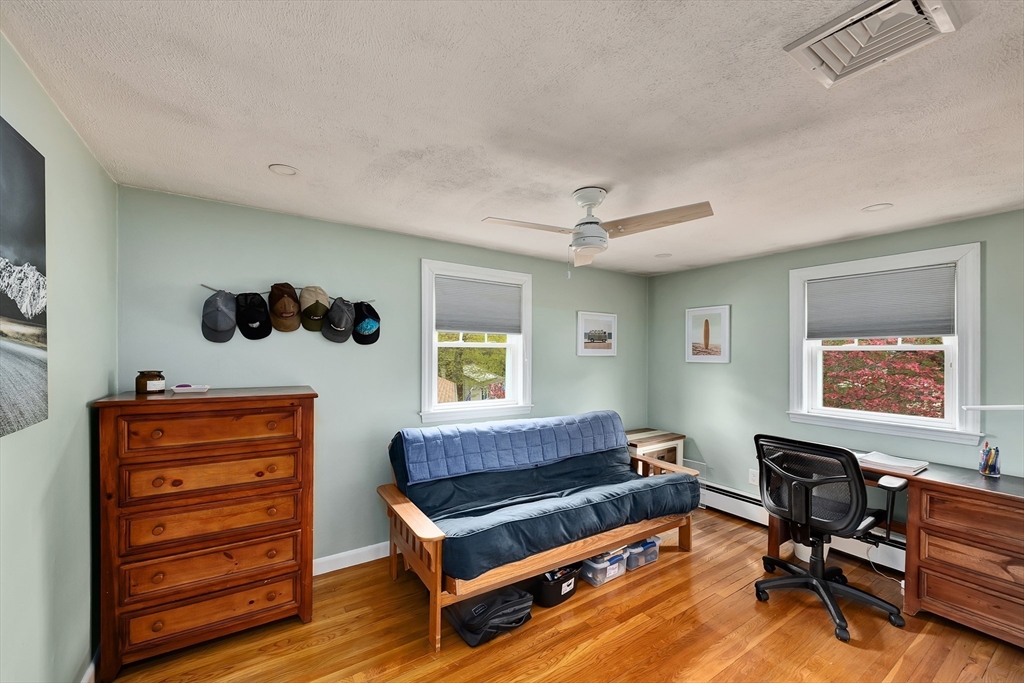 15 Palmer Rd, Beverly, MA Photo #16