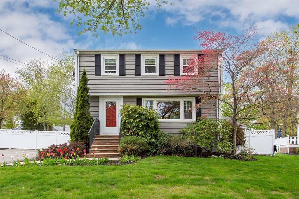 15 Palmer Rd, Beverly, MA Photo #1