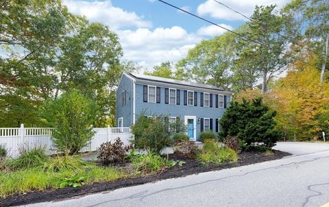 Photo of 160 Algonquin Ave, Mashpee, MA 02649 (MLS # 73458693)