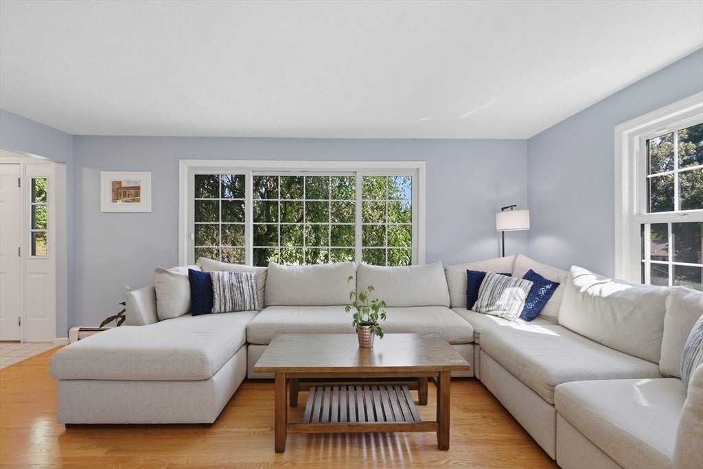 4 Martin Circle