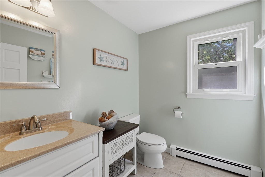4 Martin Circle, Hudson, MA, 4 Martin Circle, Hudson, MA Photo #12