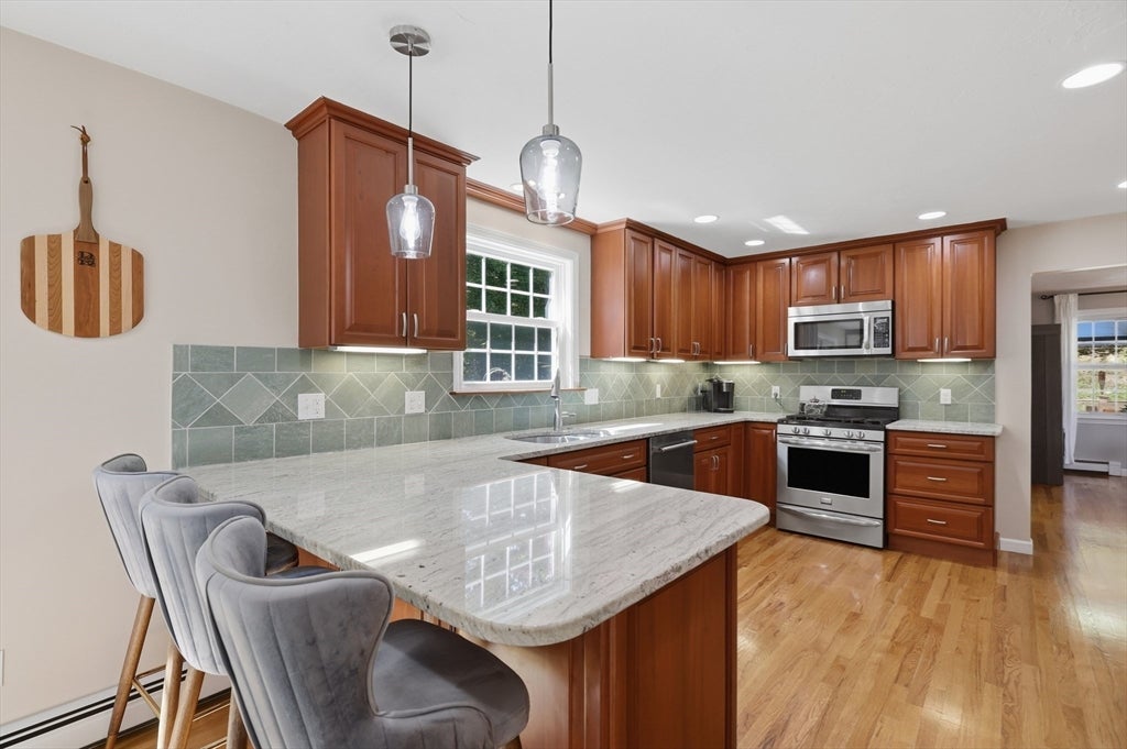 4 Martin Circle, Hudson, MA, 4 Martin Circle, Hudson, MA Photo #10