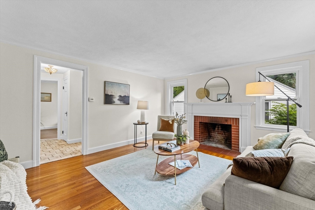 93 Prescott St