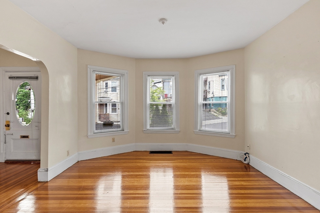 8-10 Lambert Ave