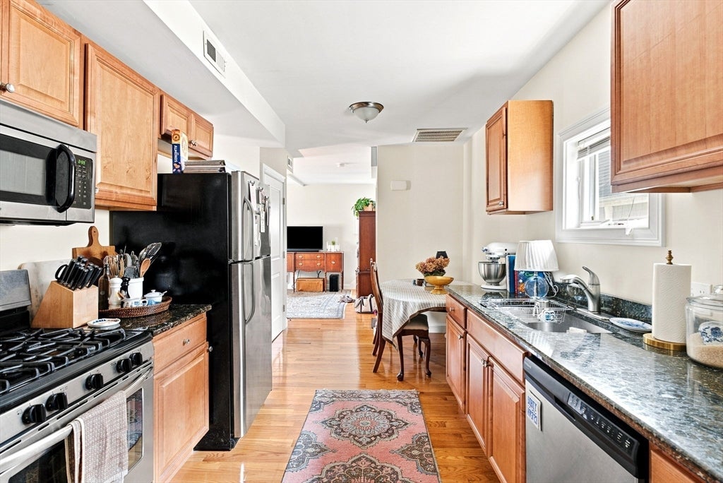 29 Elmwood Street, Somerville, MA, 29 Elmwood Street, Somerville, MA Photo #17