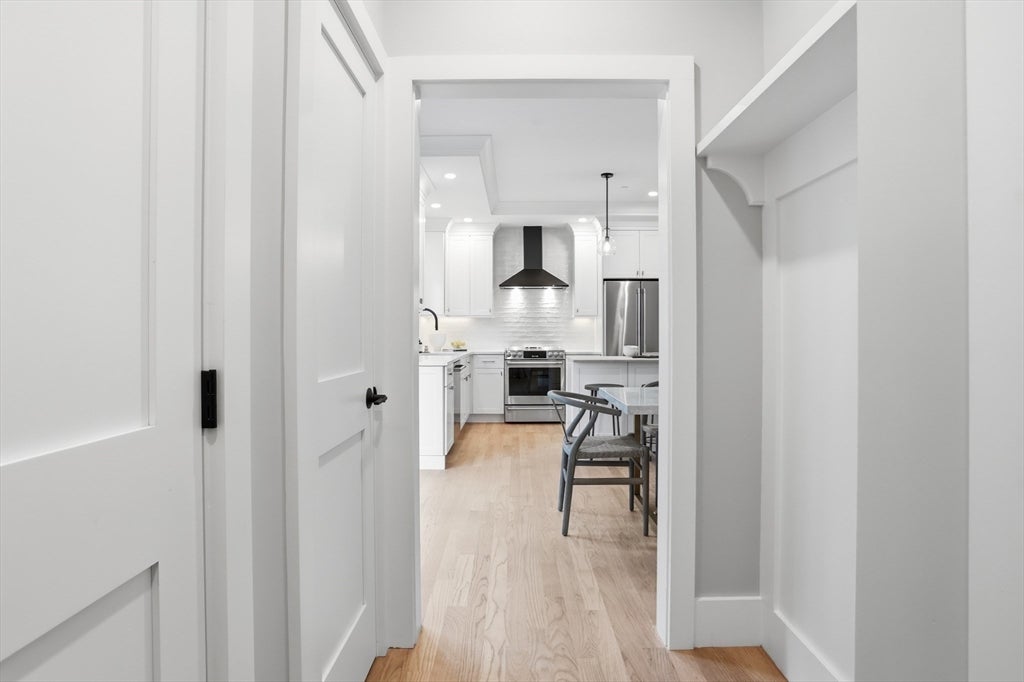 36 Loomis #203, Bedford, MA, 36 Loomis #203, Bedford, MA Photo #10