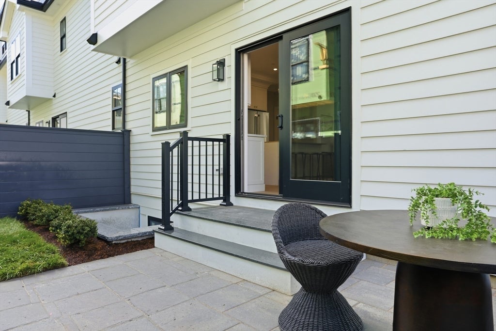 36 Loomis #203, Bedford, MA, 36 Loomis #203, Bedford, MA Photo #12
