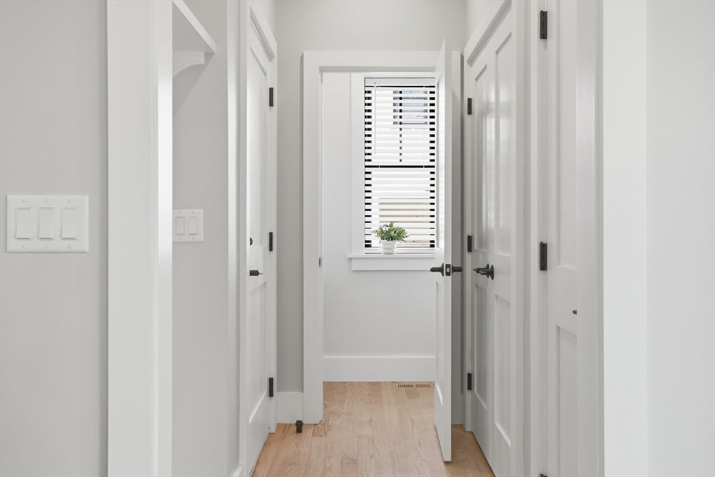 36 Loomis #203, Bedford, MA, 36 Loomis #203, Bedford, MA Photo #11