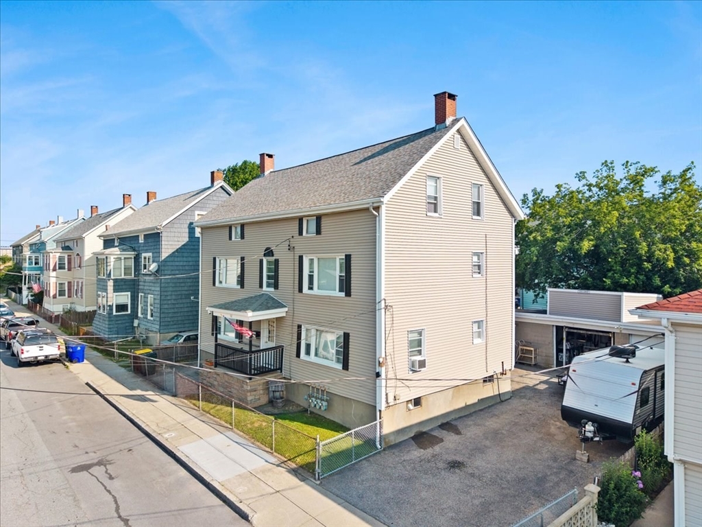 72 Tower St
