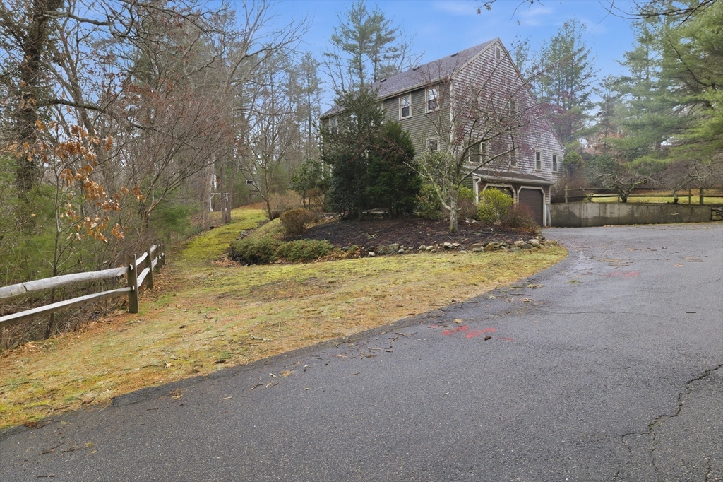 18 Russell Trufant Rd