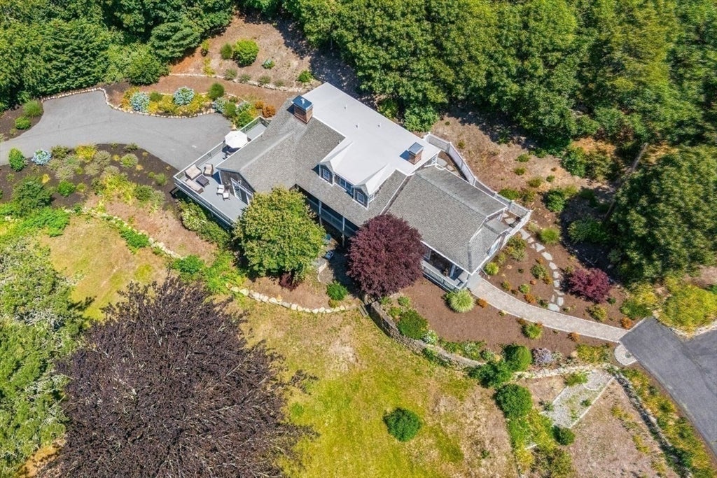 55 Winterset Drive