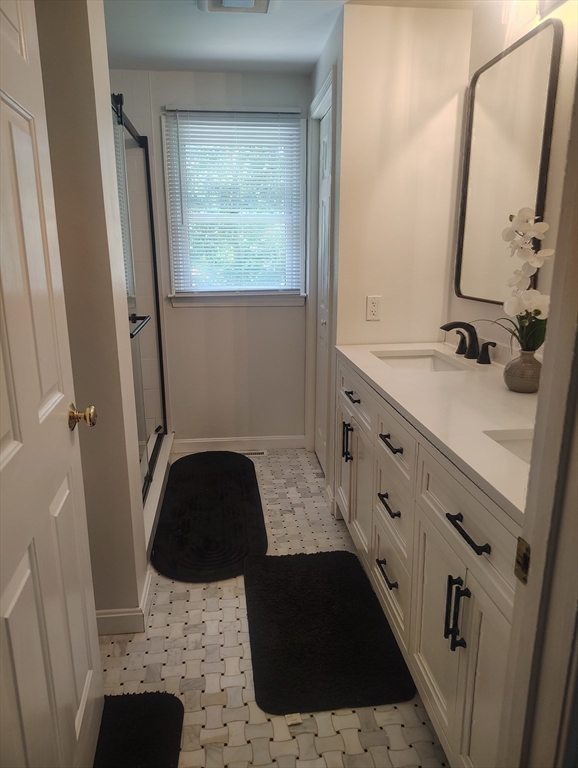6 Forest Street, Raynham, MA Photo #28