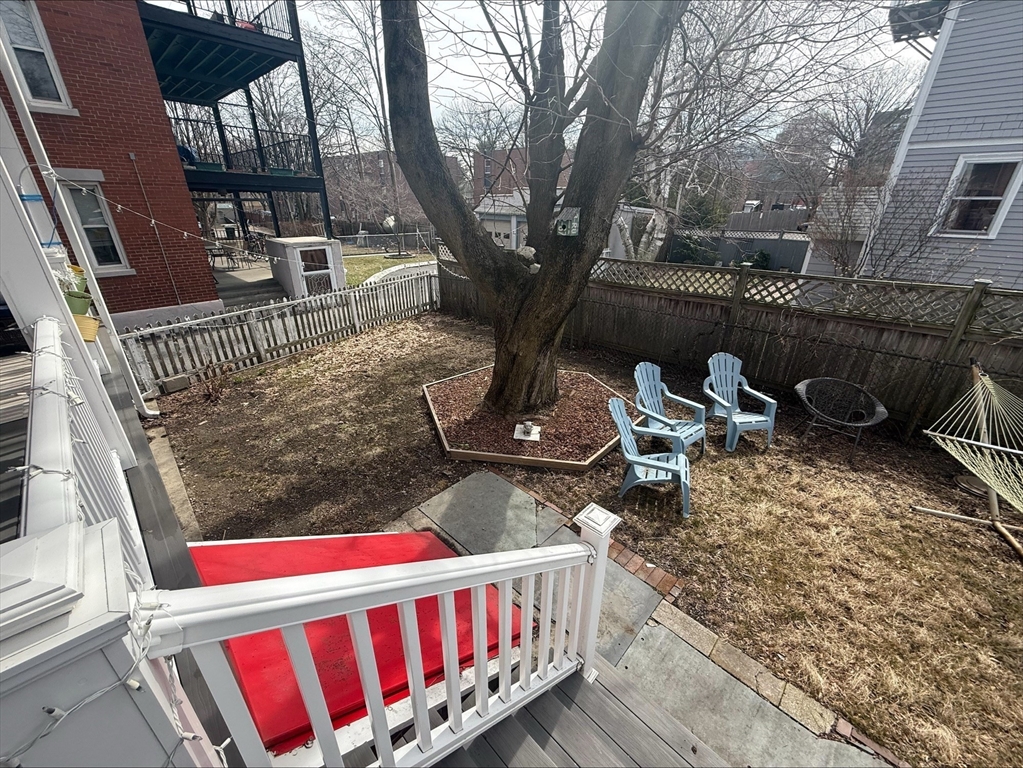 29 Waverly St 1