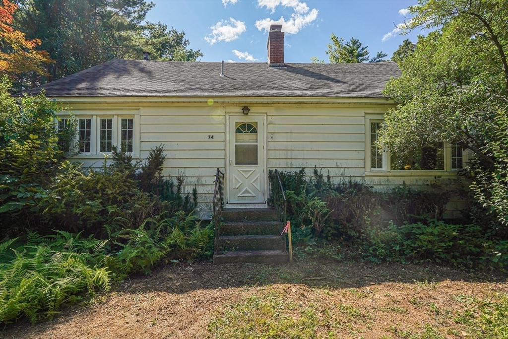74 River Road