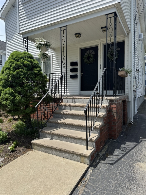 16-18 Alfred Rd, Arlington, MA Photo #3