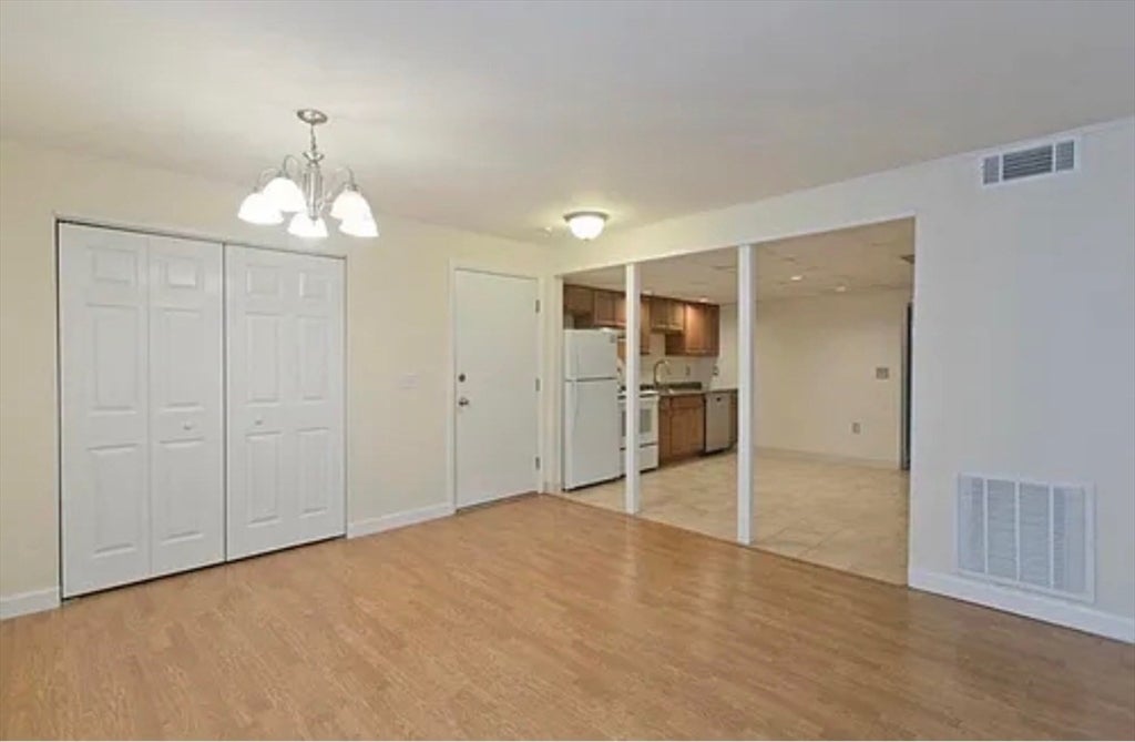 16 Shadowbrook Ln 14