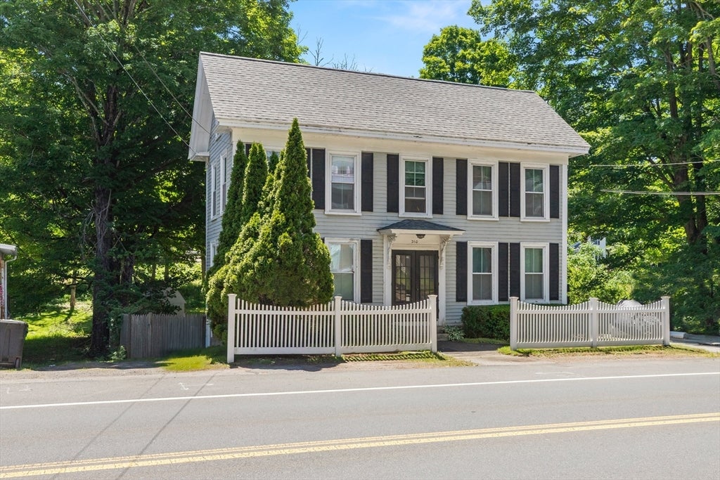 260 Main St
