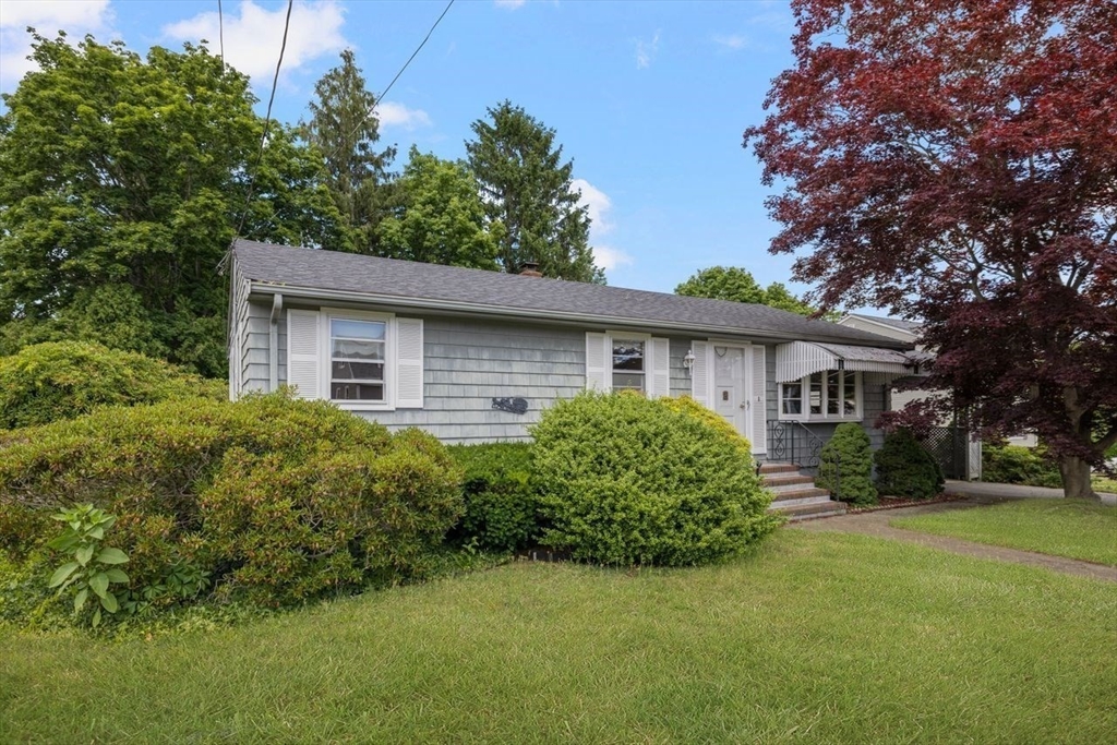 27 Hinsdale St