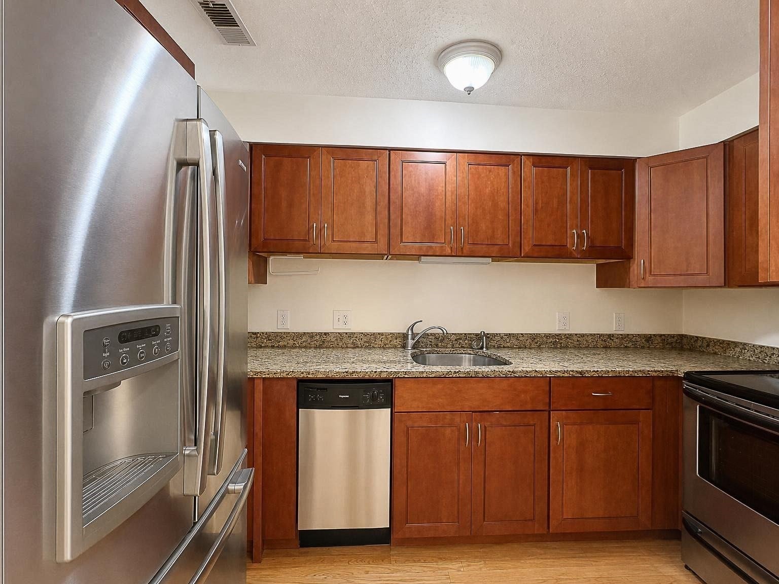 356-358 Main St #G2, Boston, MA, 356-358 Main St #G2, Boston, MA Photo #10