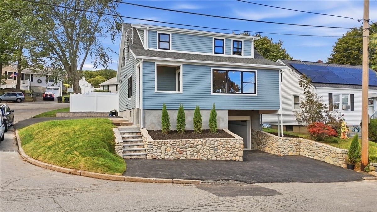 Photo of 19 Montview Ave, Waltham, MA
