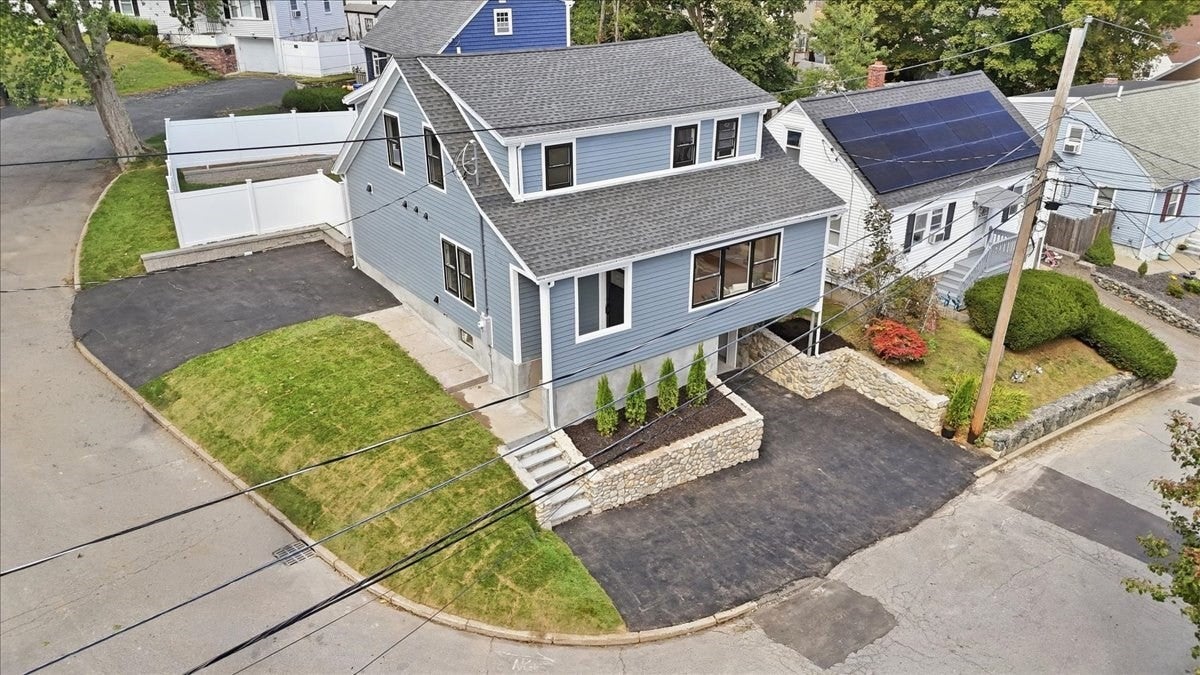 19 Montview Ave