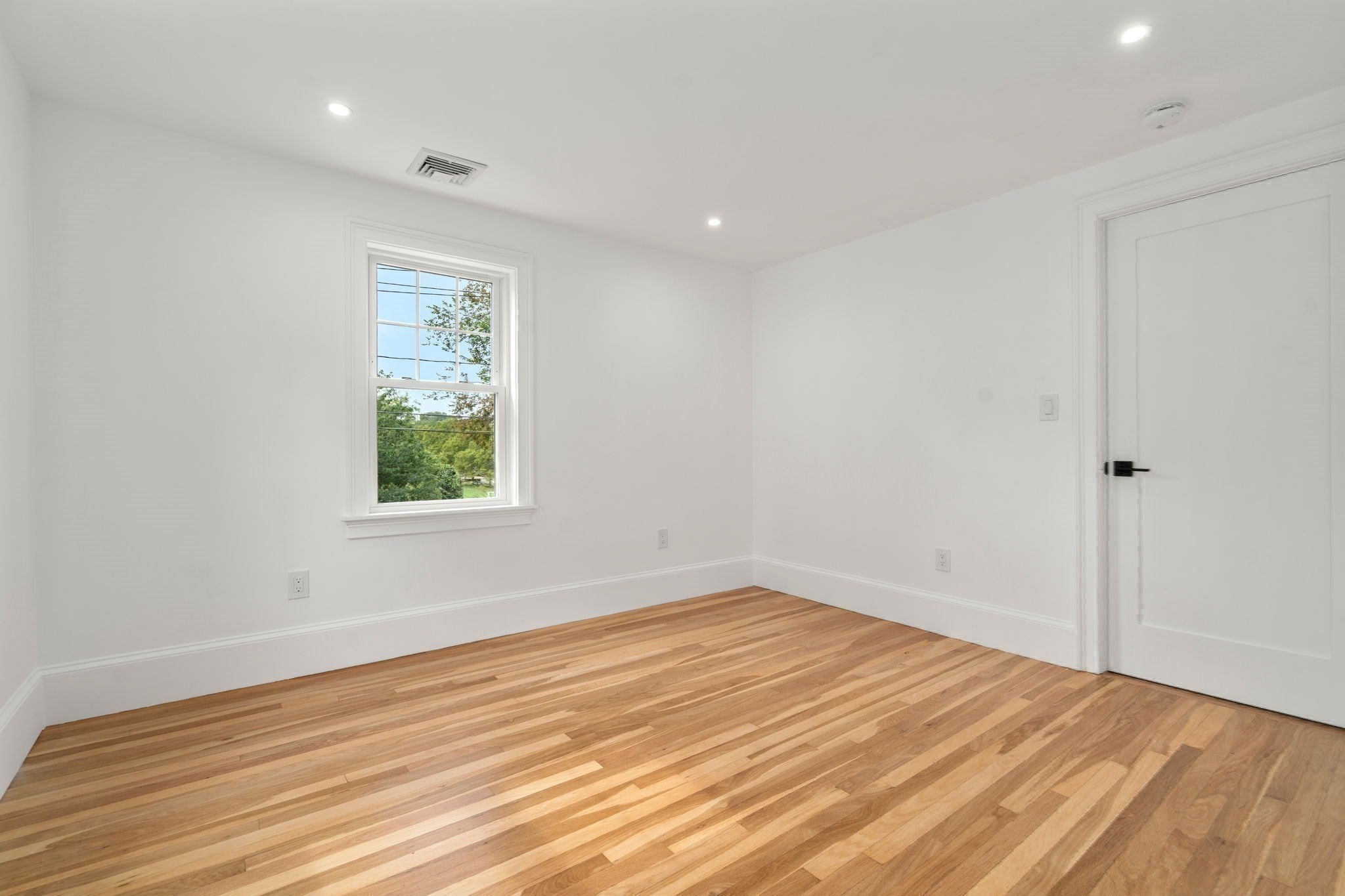 46 Myrtle St, Newton, MA, 46 Myrtle St, Newton, MA Photo #22