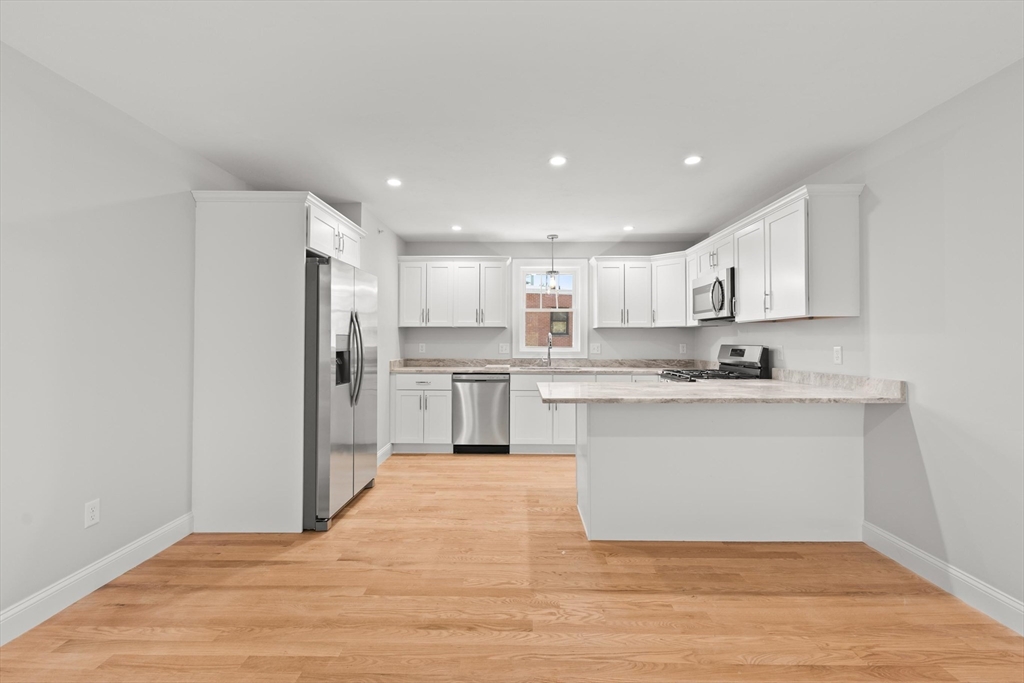 46 Harrison St 6