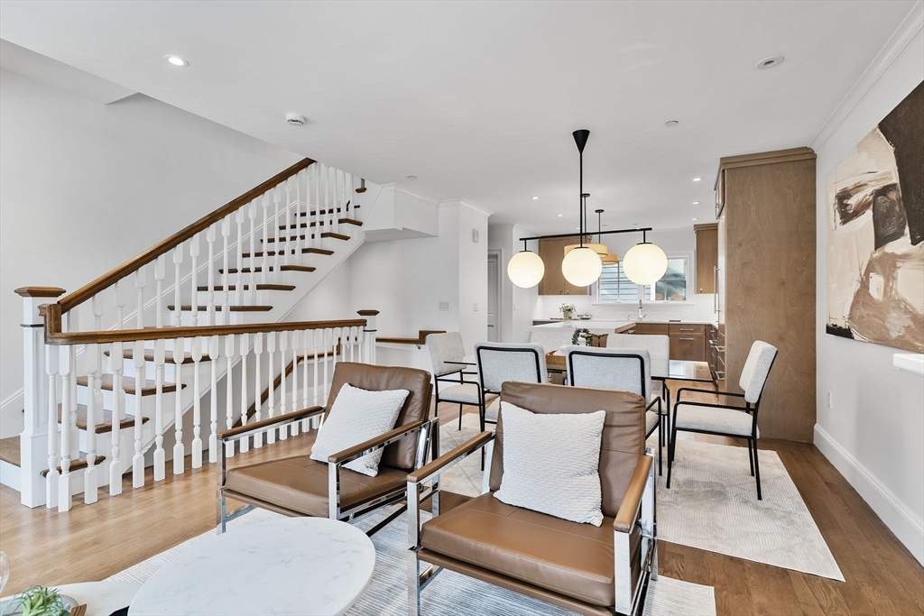 253 W. 3rd St