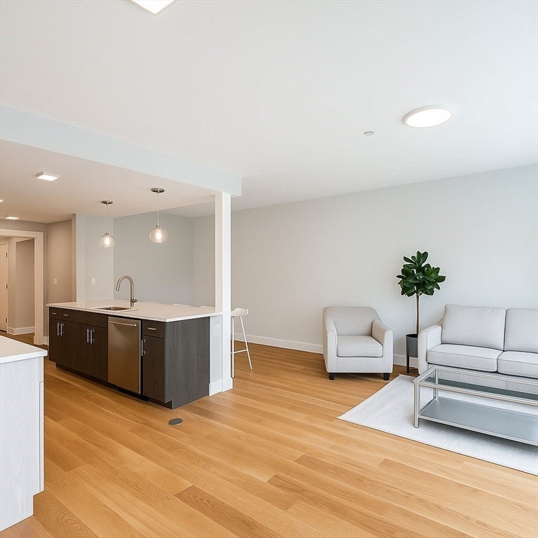 98 Prescott St 1b