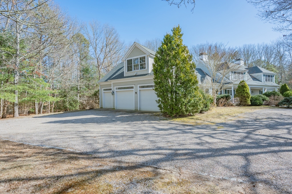 10 Wintergreen Lane