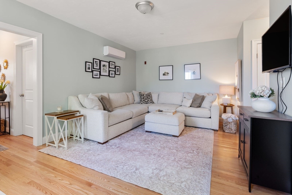 5 Stephens St 2A