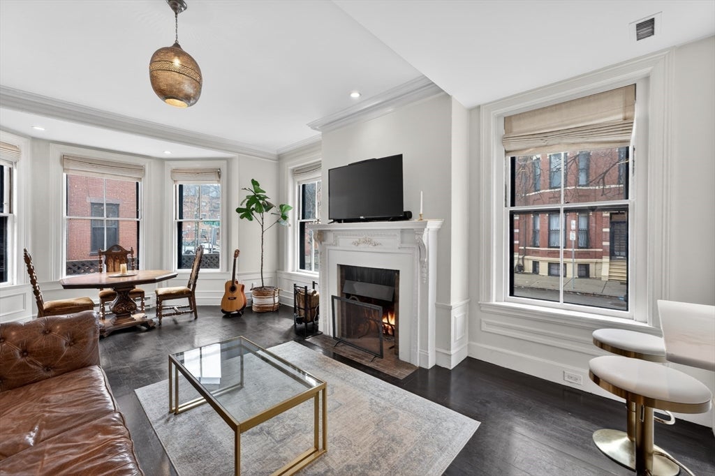 12 Hereford ST #2, Boston, MA Photo #10