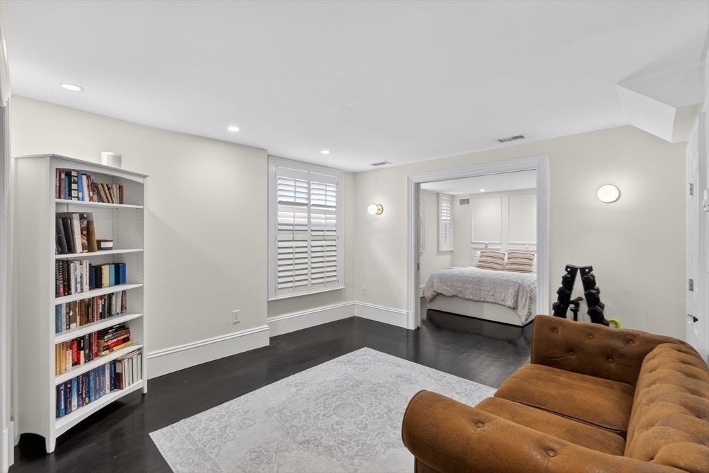 12 Hereford ST #2, Boston, MA Photo #14