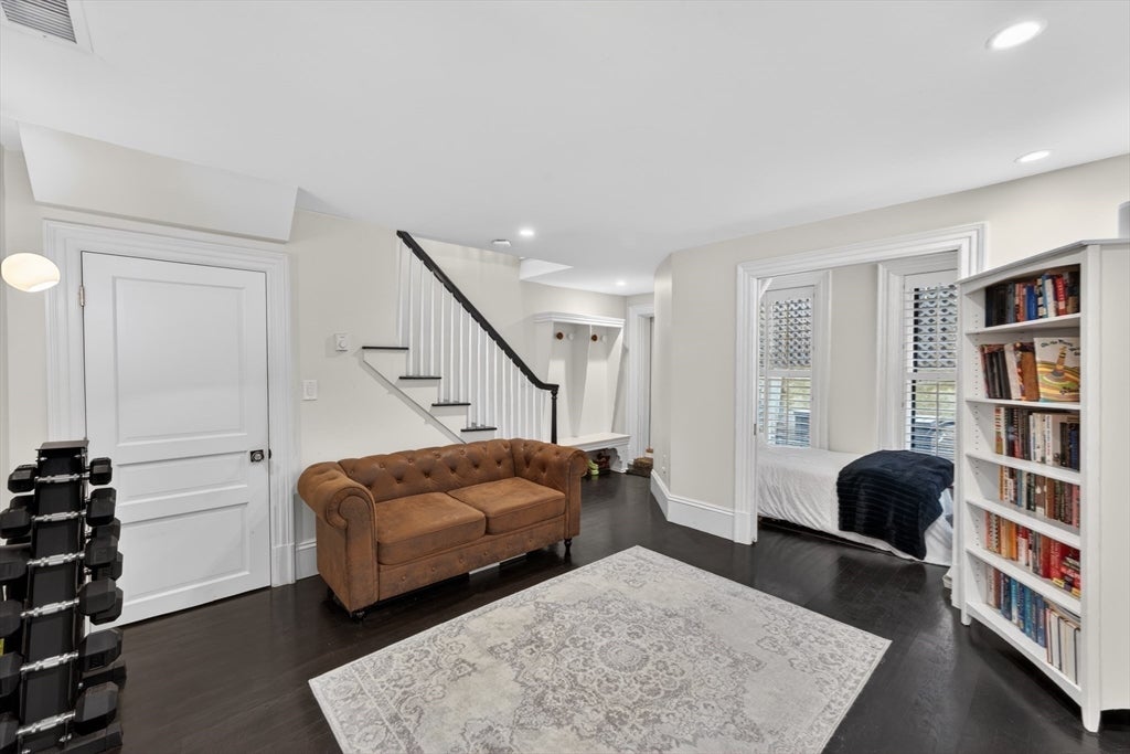 12 Hereford ST #2, Boston, MA Photo #17