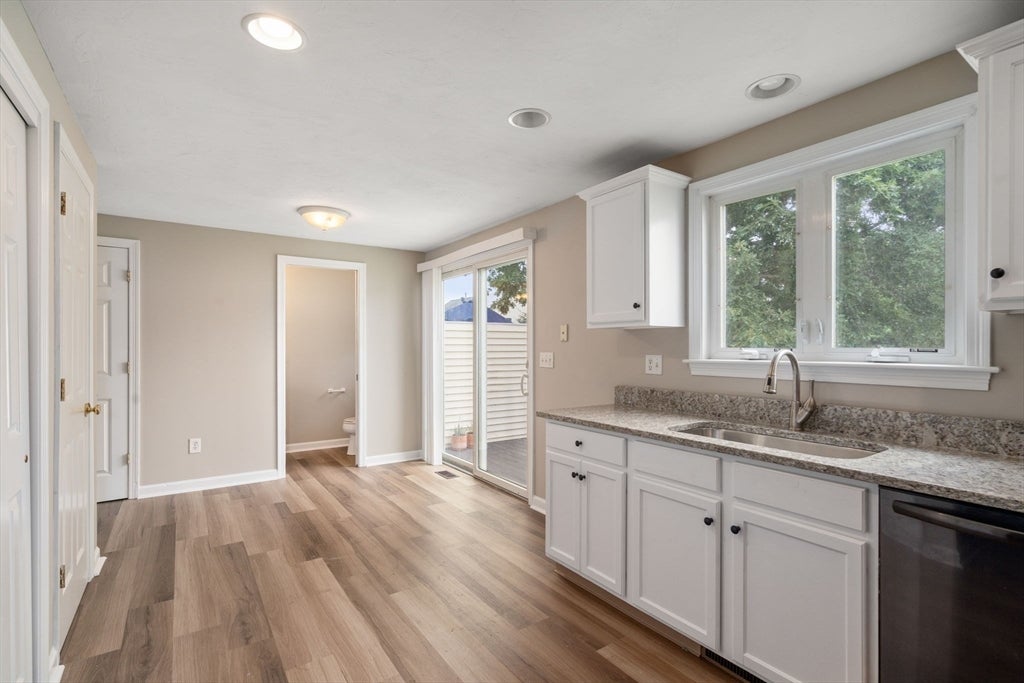 28 Harriet Thayer Dr #28, Attleboro, MA Photo #9