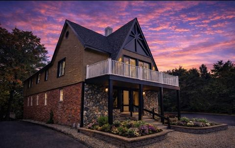 143 Royal St Chicopee MA 01020