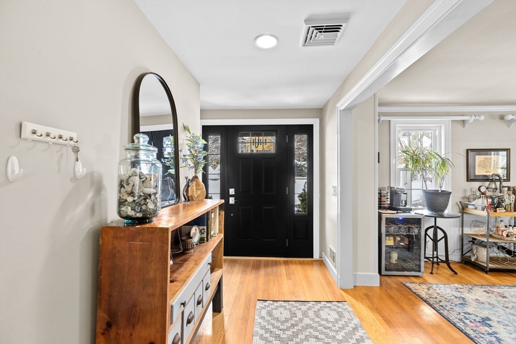 33 Dover Rd