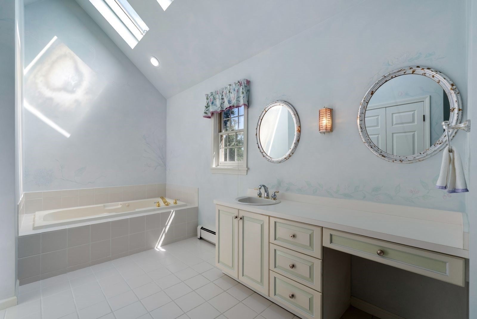 14 Powder House Cir, Needham, MA Photo #28